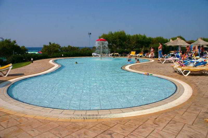 Allsun Zorbas Village Hersonissos  Exteriör bild